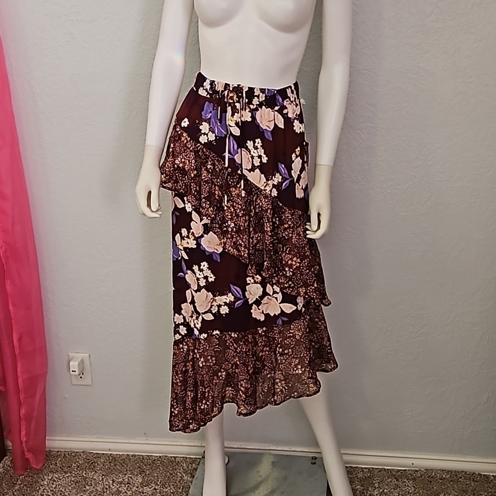 MOSSIMO Maroon Floral Ruffle Assymetric Boho Midi Skirt - Picture 3 of 10